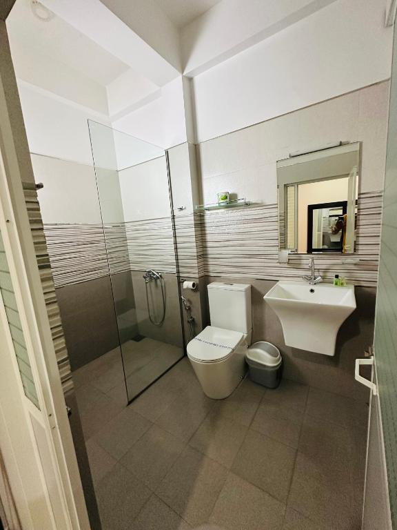 Funwhales Rest House - 3