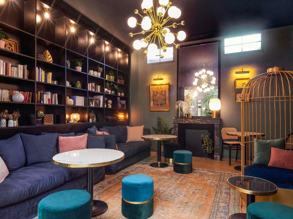 Χώρος καθιστικού στο Mercure Nantes Centre Passage Pommeraye
