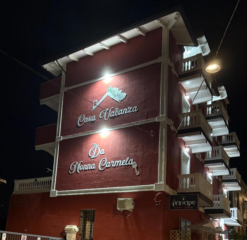 Πιστοποιητικό, βραβείο, πινακίδα ή έγγραφο που προβάλλεται στο Casa Vacanza Da Nonna Carmela