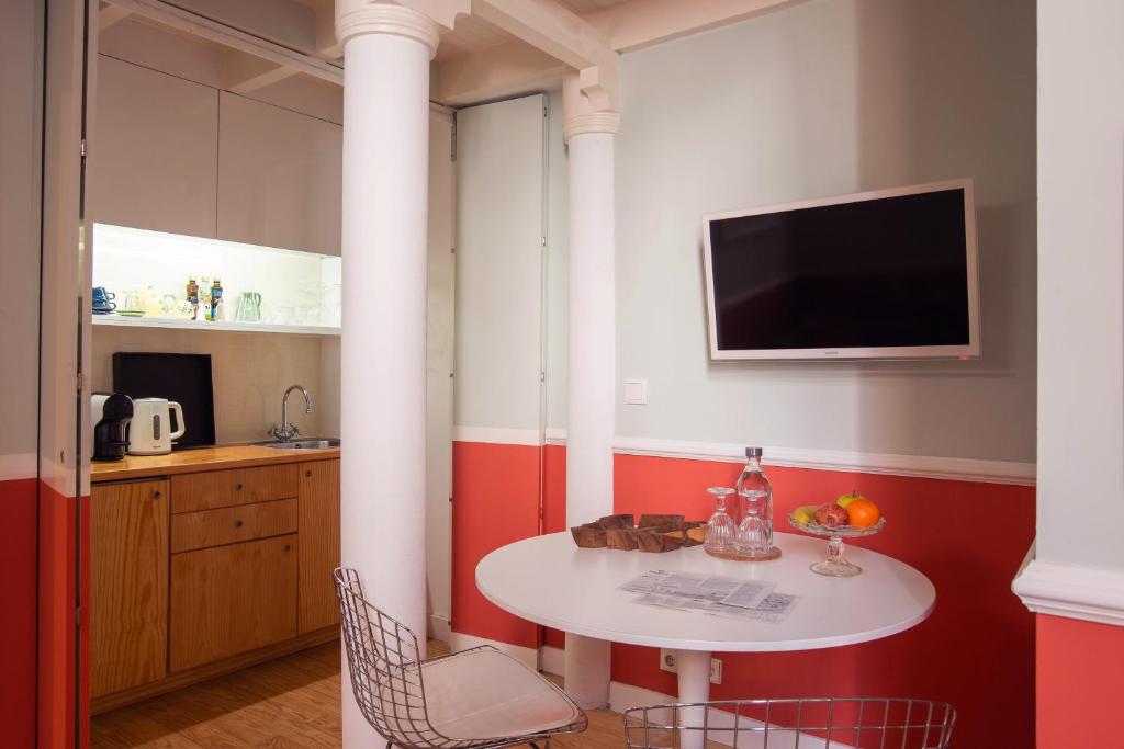 CASA AMORA Studio Apartments - 19