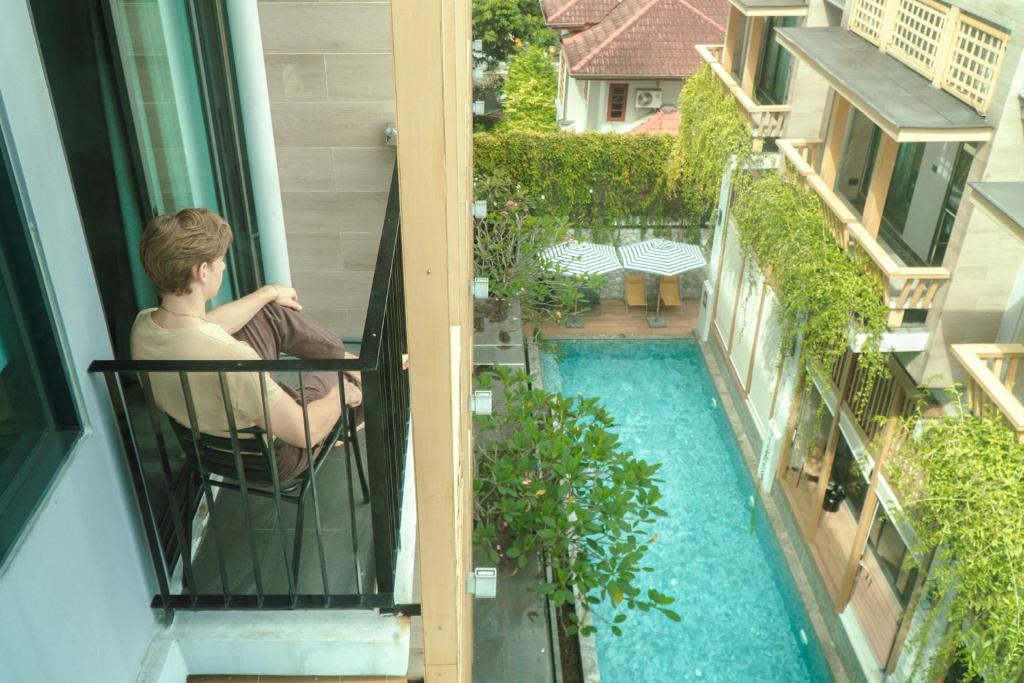 
Double Room with Pool View
