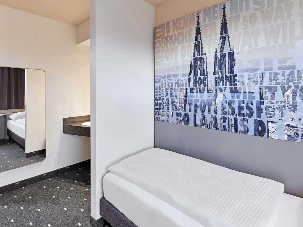 B&B Hotel Köln-West - Resim 6