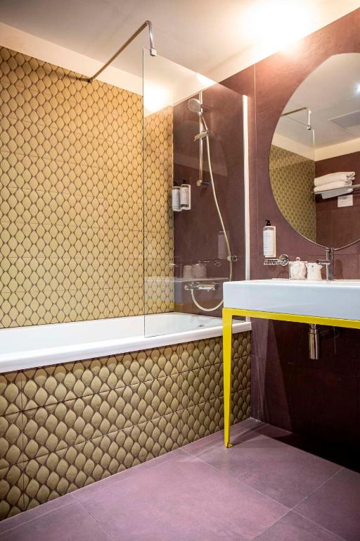 Grand Hôtel du Midi Montpellier - Opéra Comédie - Resim 44