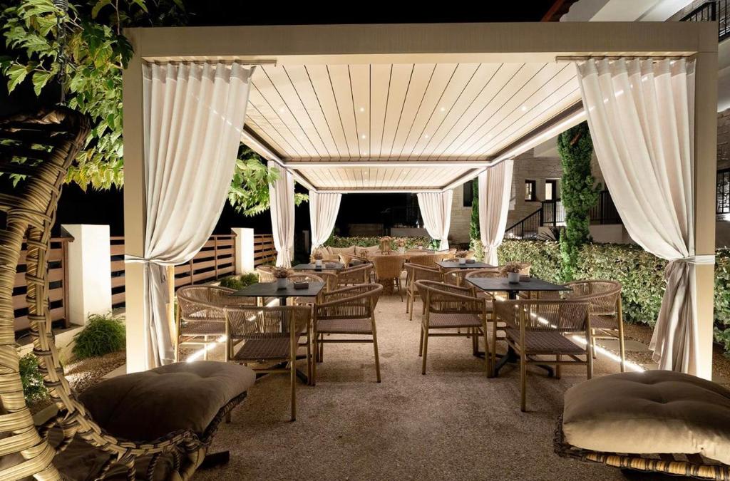 Mpikas Holidays - 19