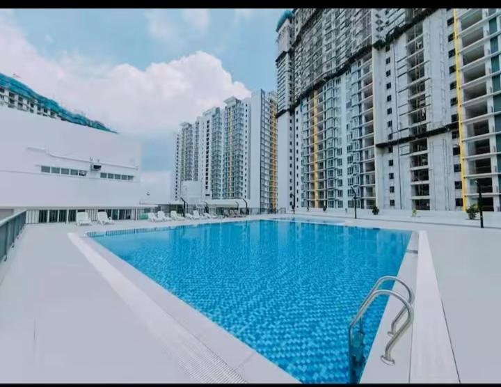 Bazén v ubytování My daddy rest house nebo v jeho okolí