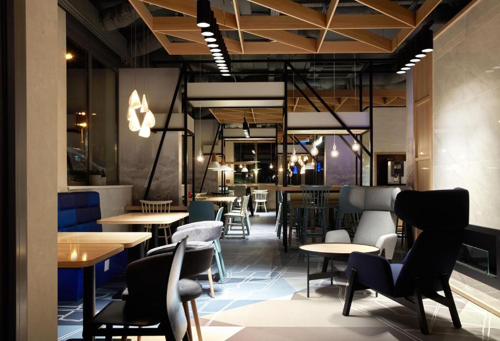 B&B Hotel Warszawa-Okecie - Resim 39