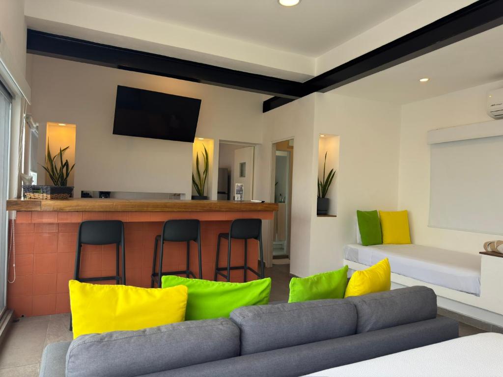 Papaya Condo Acapulco Diamante -Solo Adultos