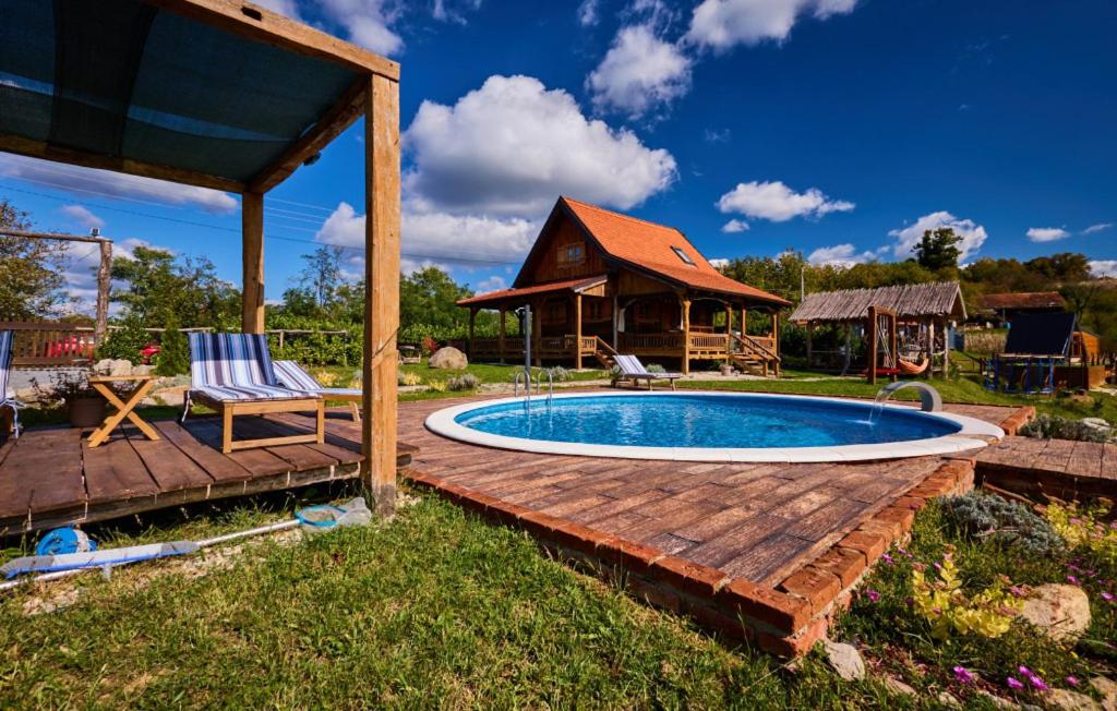 Kolam renang di atau dekat dengan Holiday Home Gaborcina by Villas Guide