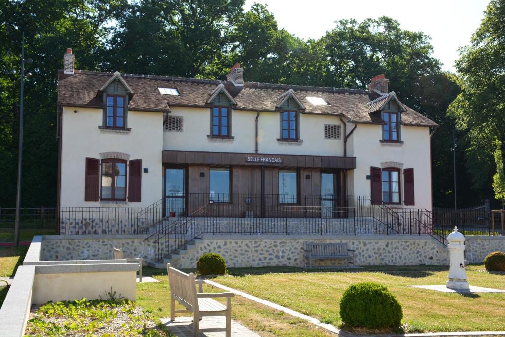 Gallery image of Cité Pontavice du Haras National du Pin in Le Pin-au-Haras