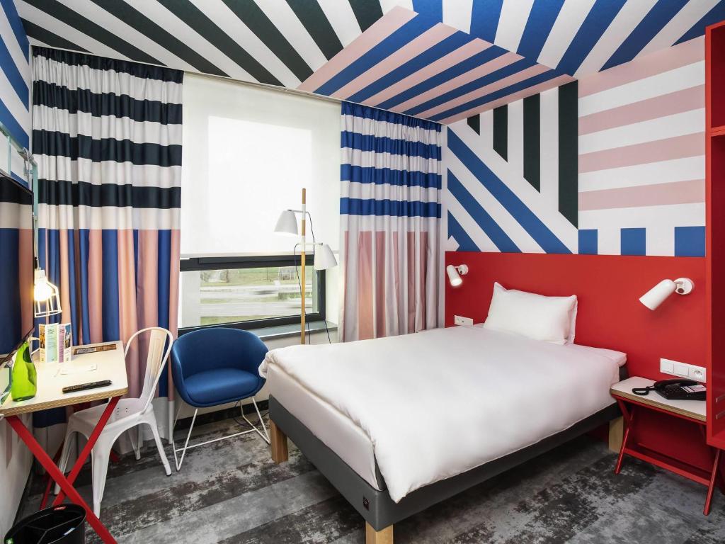 ibis Styles Warszawa Centrum - Resim 9