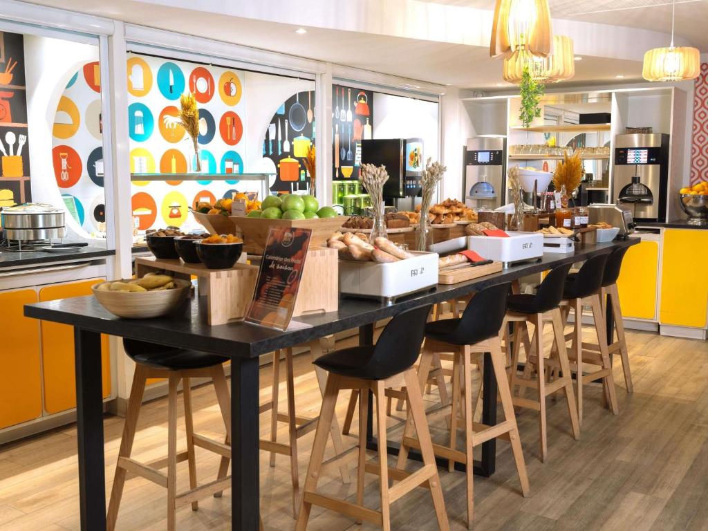 Φαγητό σε αυτό το ξενοδοχείο ή κάπου εκεί κοντά