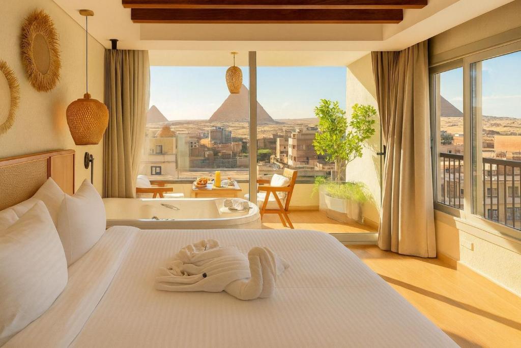 Galaxy Pyramids View INN 6