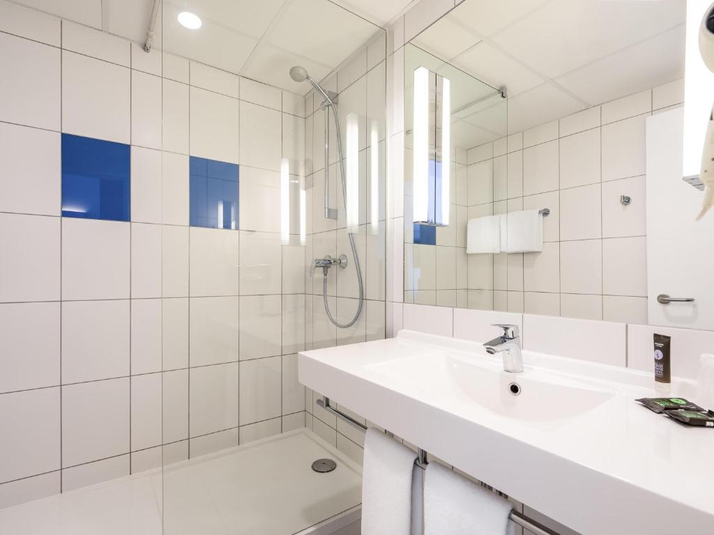 Novotel Wroclaw City - Resim 32