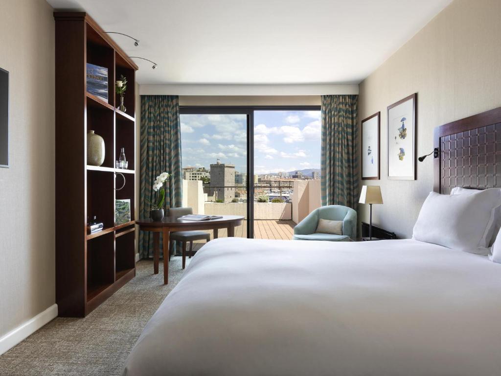 Sofitel Marseille Vieux-Port - Resim 32