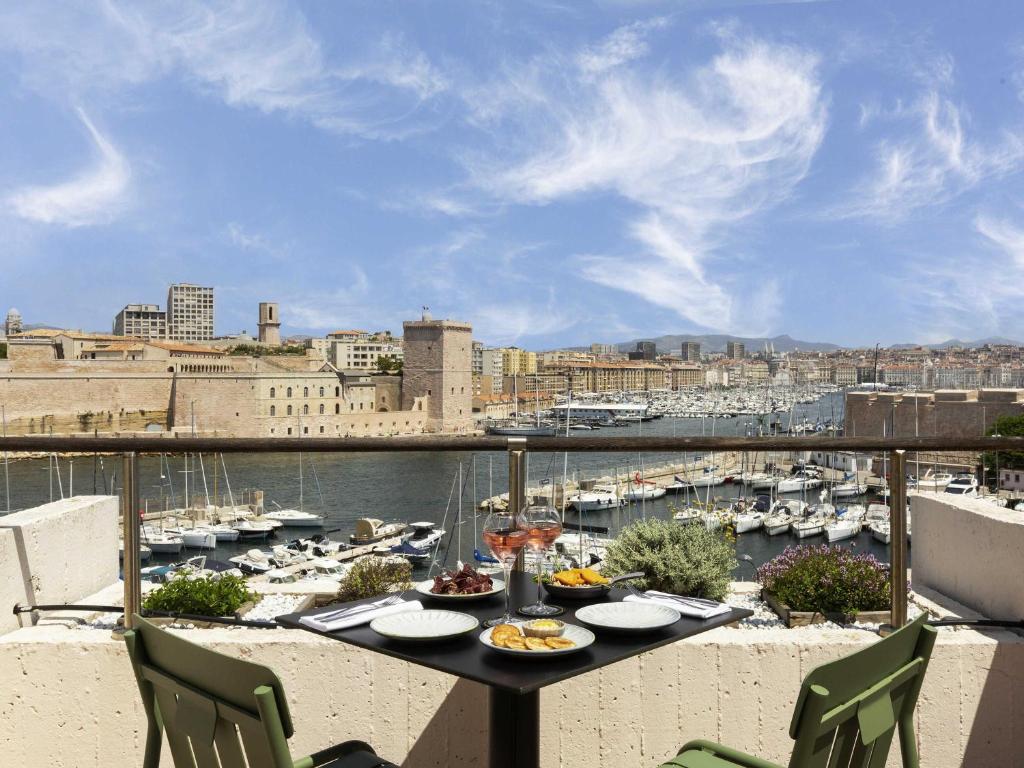 Sofitel Marseille Vieux-Port - Resim 38