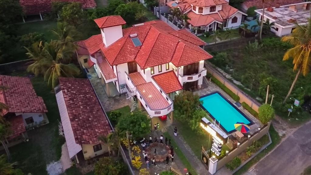 Bazén v ubytování Hotel Transylvania - Negombo nebo v jeho okolí