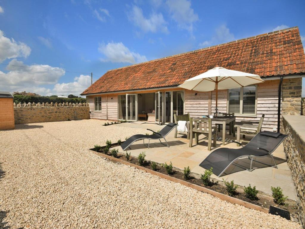 Hoone, kus puhkemaja asub