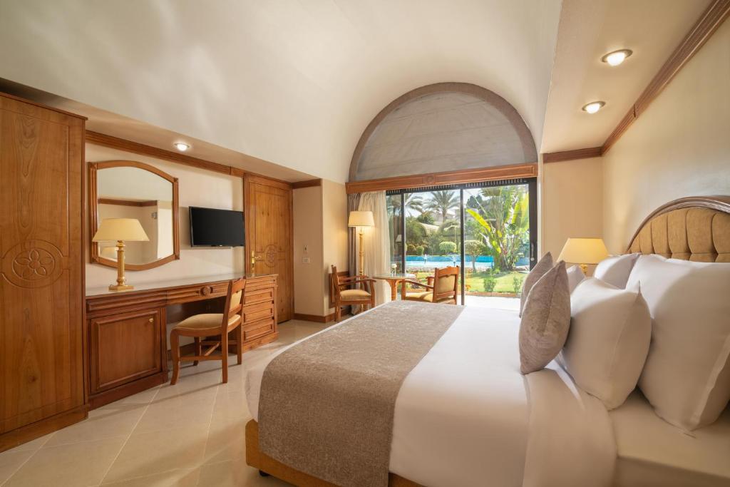 JAZ Pyramids Resort - 1