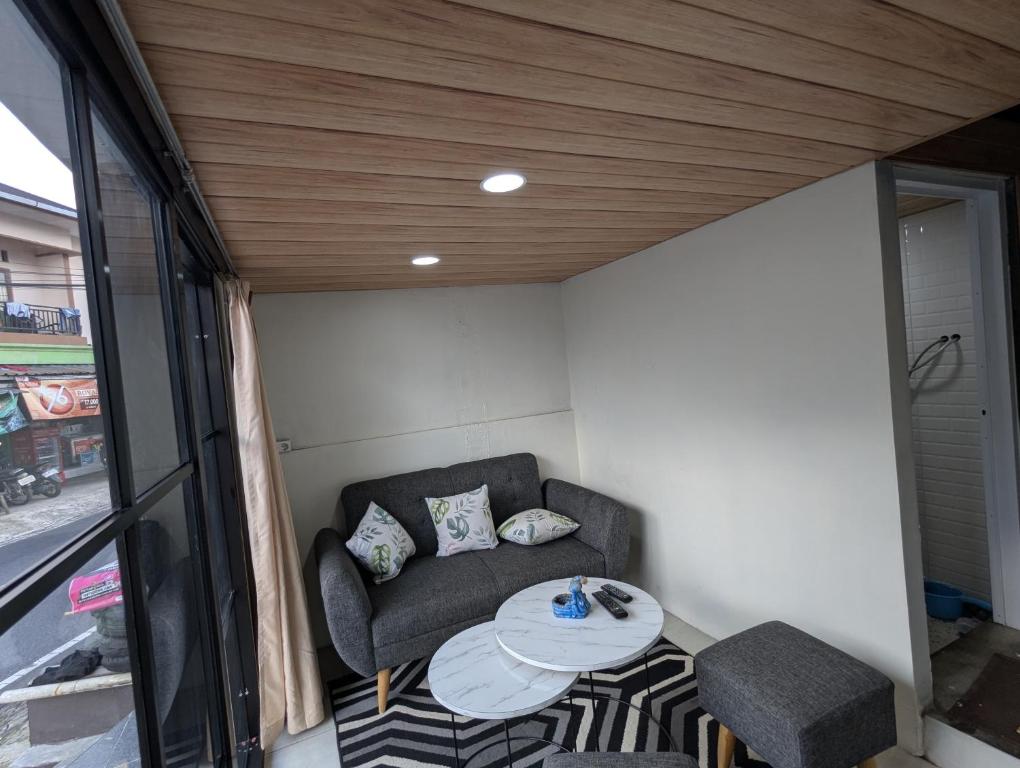 Χώρος καθιστικού στο Pulang guest house