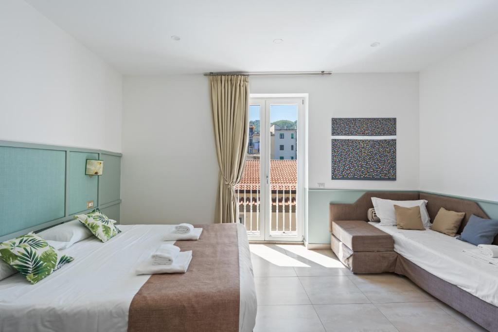 Boutique Suites 186 - 6