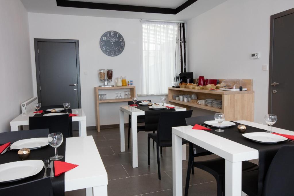 Restaurace v ubytování Elysian