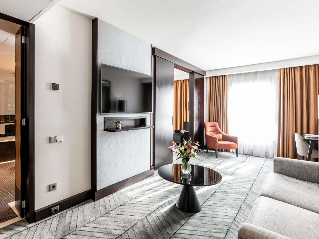 Sofitel Lisbon Liberdade - Resim 41