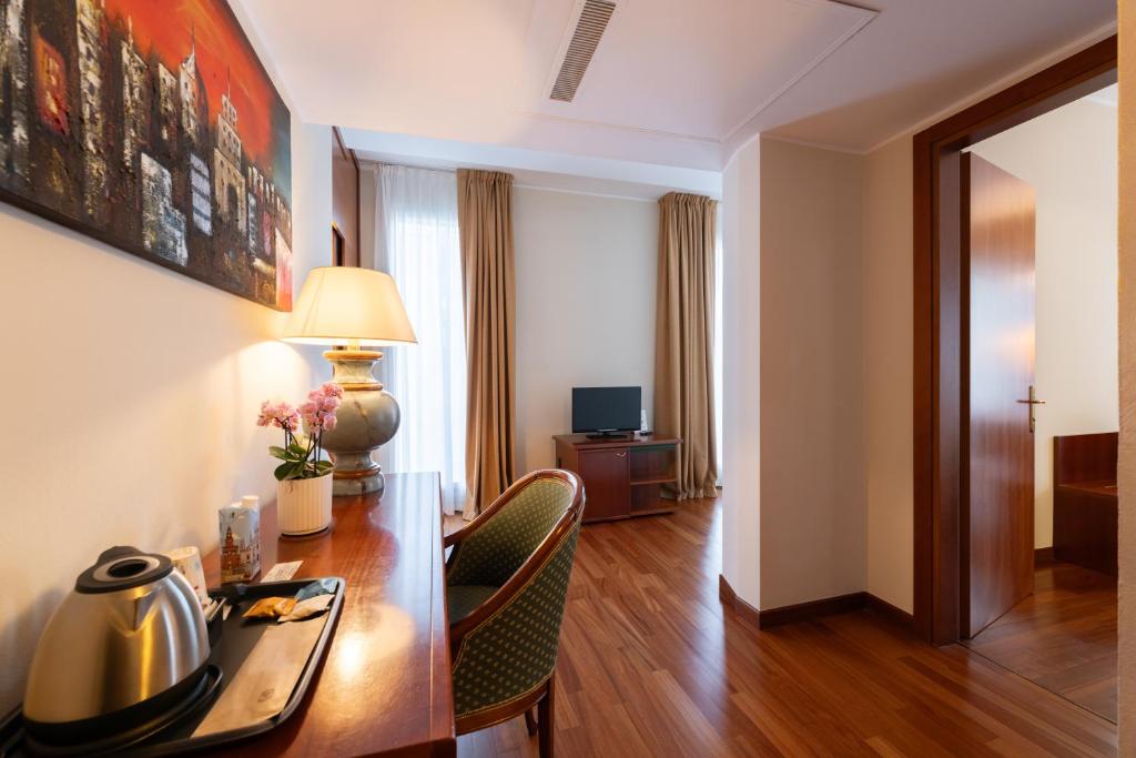 Hotel Raffaello - Resim 26