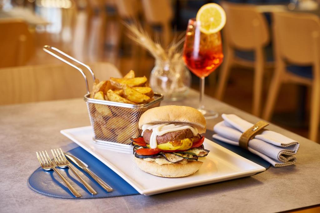 Hotel Raffaello - Resim 44