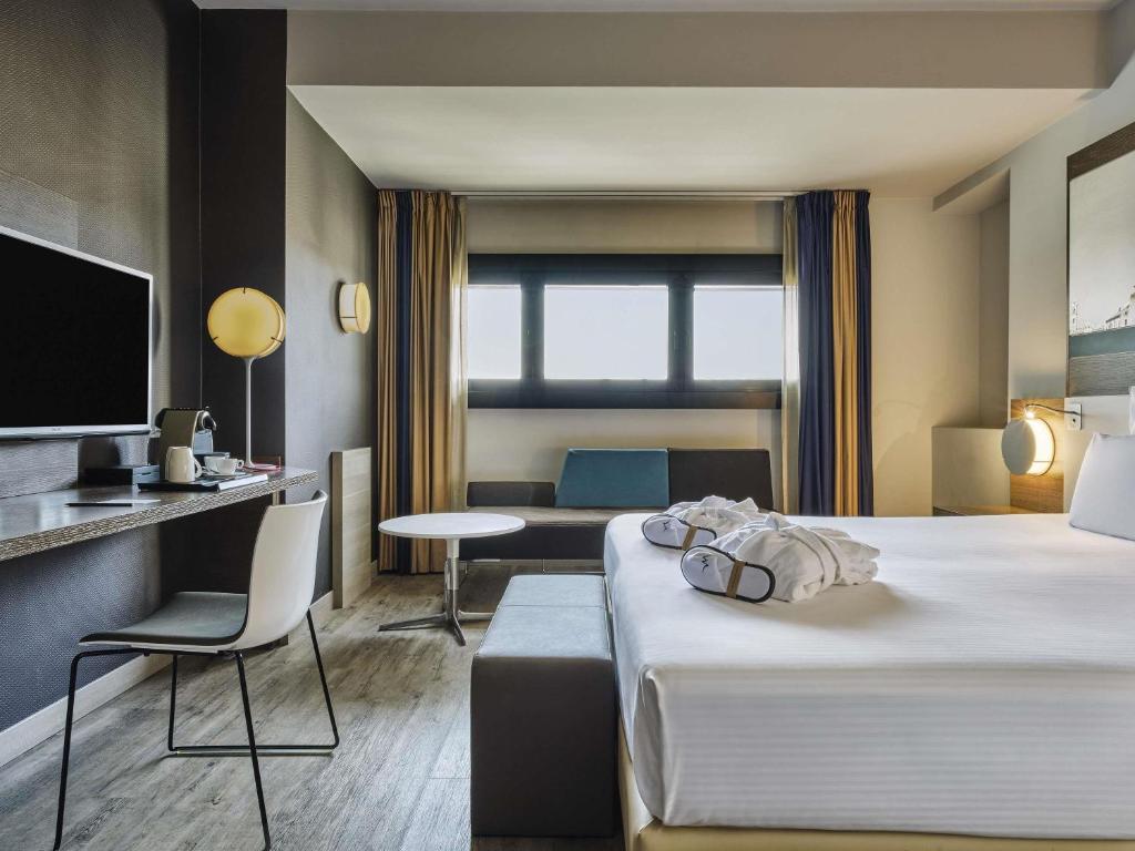 Mercure Roma Centro Colosseo - Resim 16