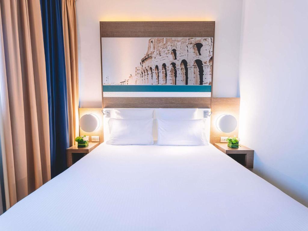 Mercure Roma Centro Colosseo - Resim 6