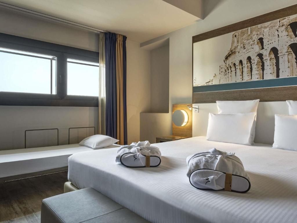 Mercure Roma Centro Colosseo - Resim 26