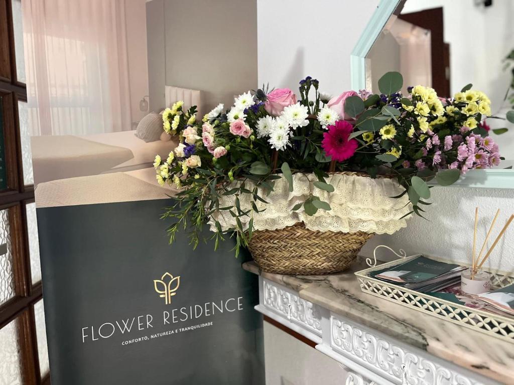 FLOWER RESIDENCE - Housity
