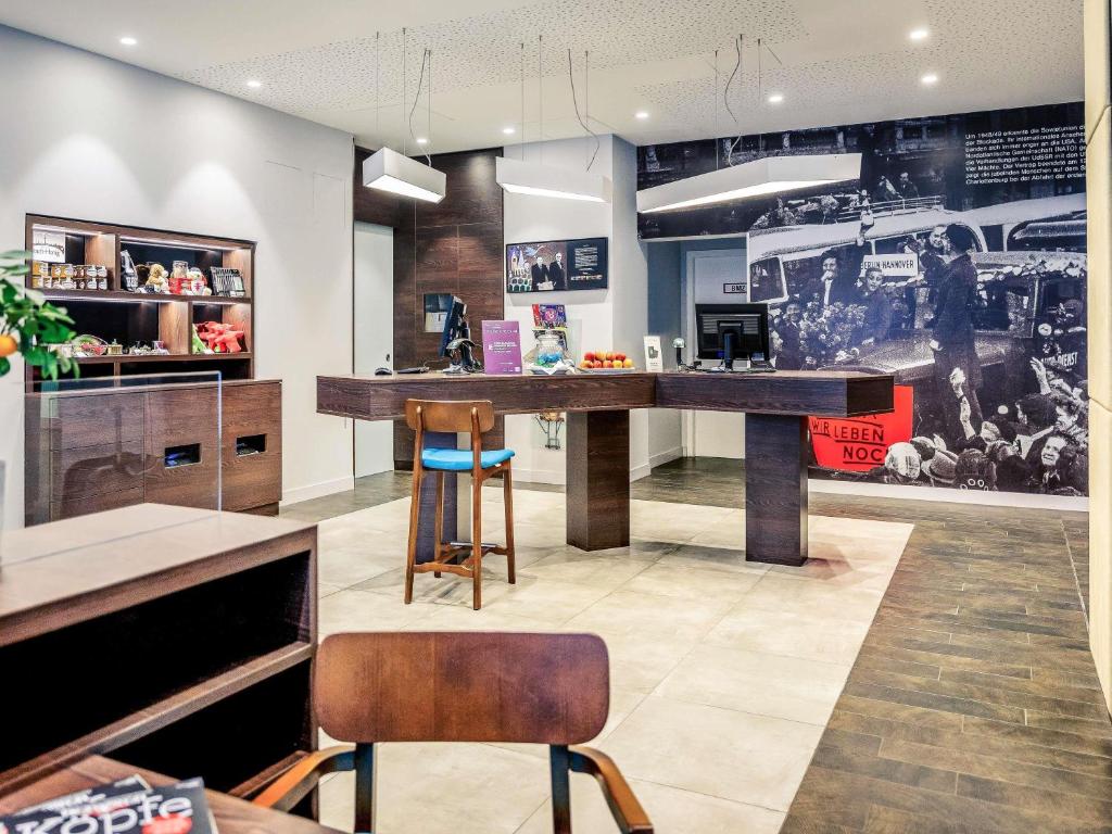 Mercure Hotel & Residenz Berlin Checkpoint Charlie - Resim 9