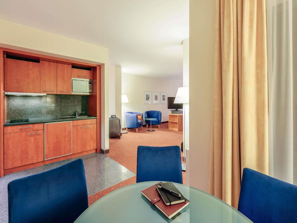 Mercure Hotel & Residenz Berlin Checkpoint Charlie - Resim 36