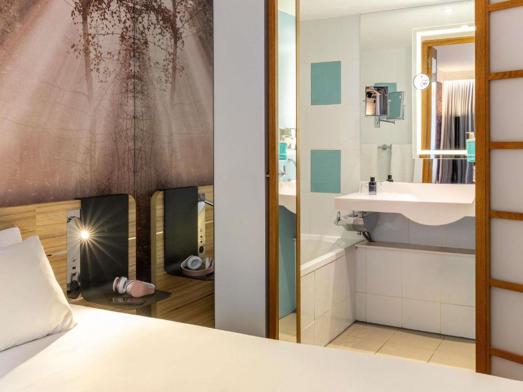 Novotel Edinburgh Centre - Resim 21