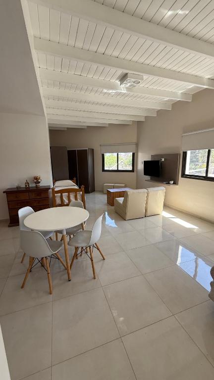 Departamento a estrenar totalmente equipado a 3km del centro