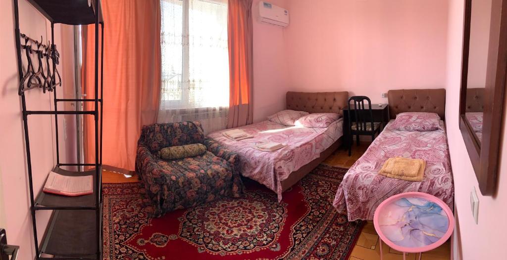 Guest House Lilia - Triple Room With Balcony