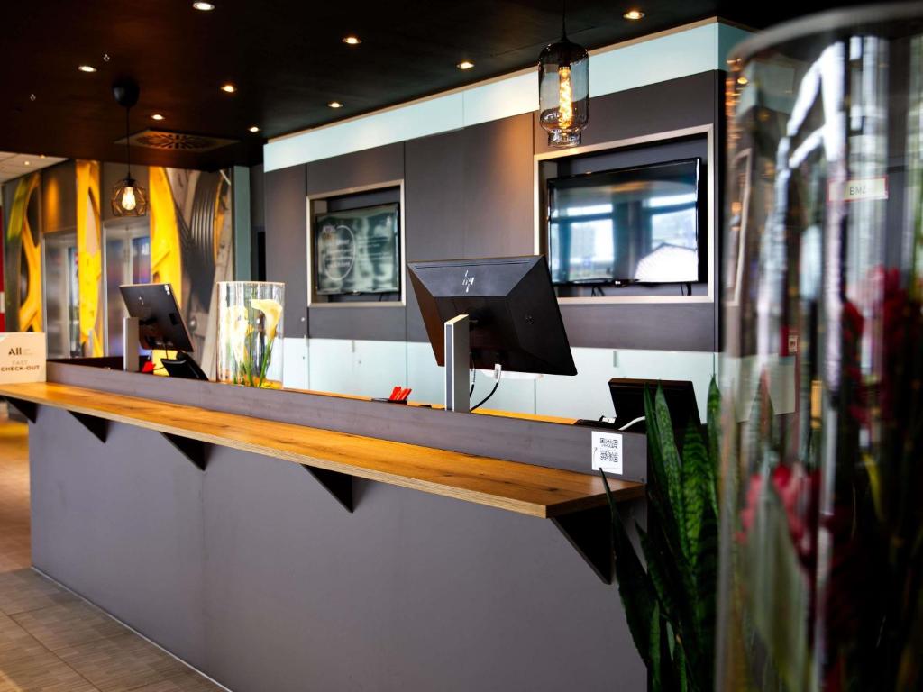 ibis Köln Messe - Resim 5