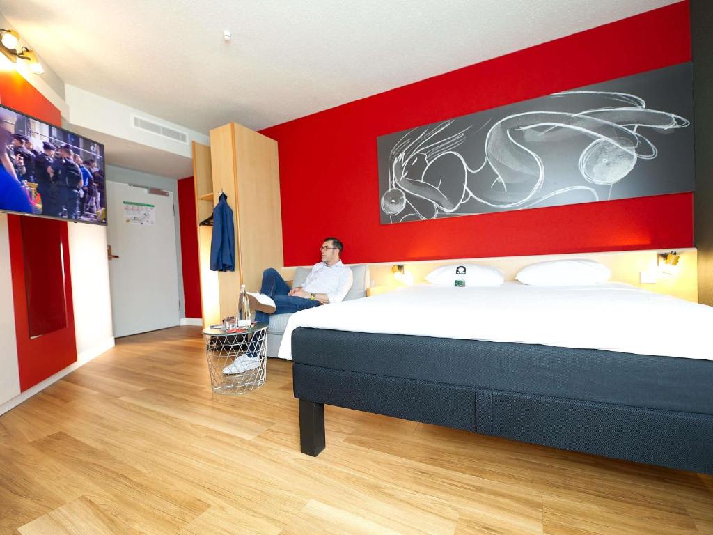 ibis Köln Messe - Resim 12