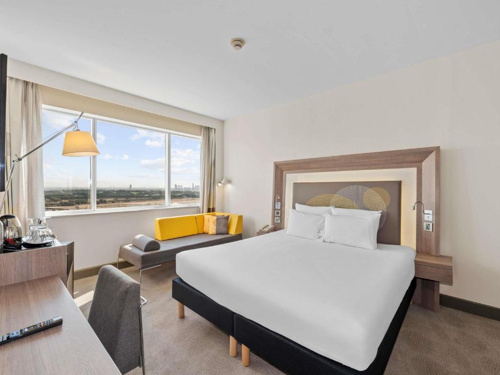 
Executive King Suite
