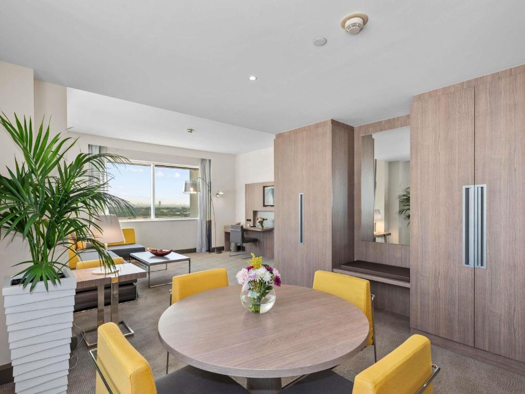 Novotel Dubai World Trade Centre - Resim 28