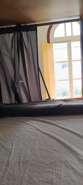 É Hostel - Letto Singolo In Dormitorio Misto