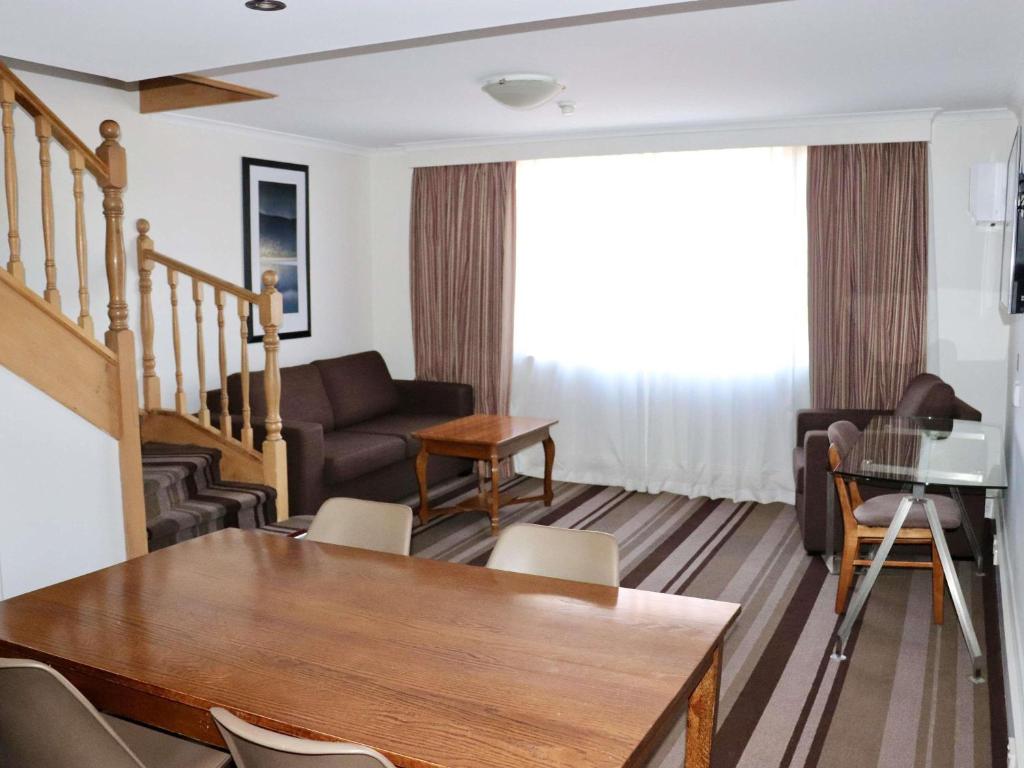 Mercure Canberra - Resim 16