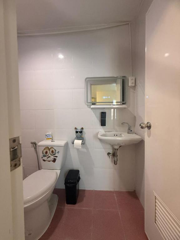 Cha Cha Guesthouse - Resim 41