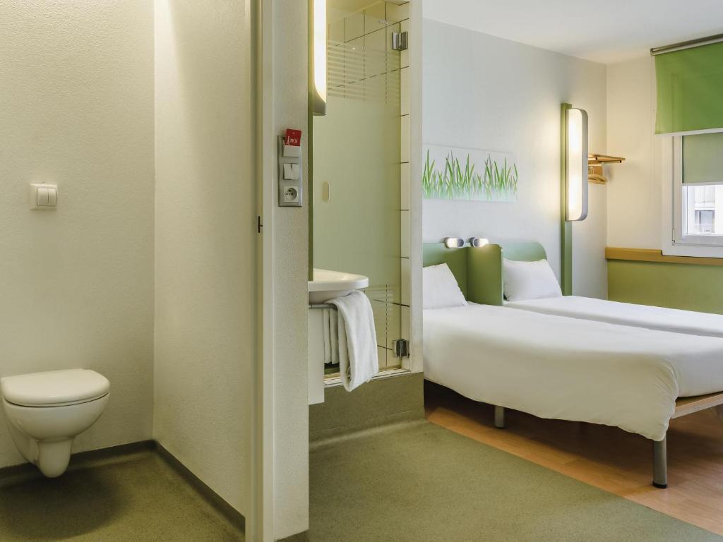 ibis budget Warszawa West Station - Resim 3