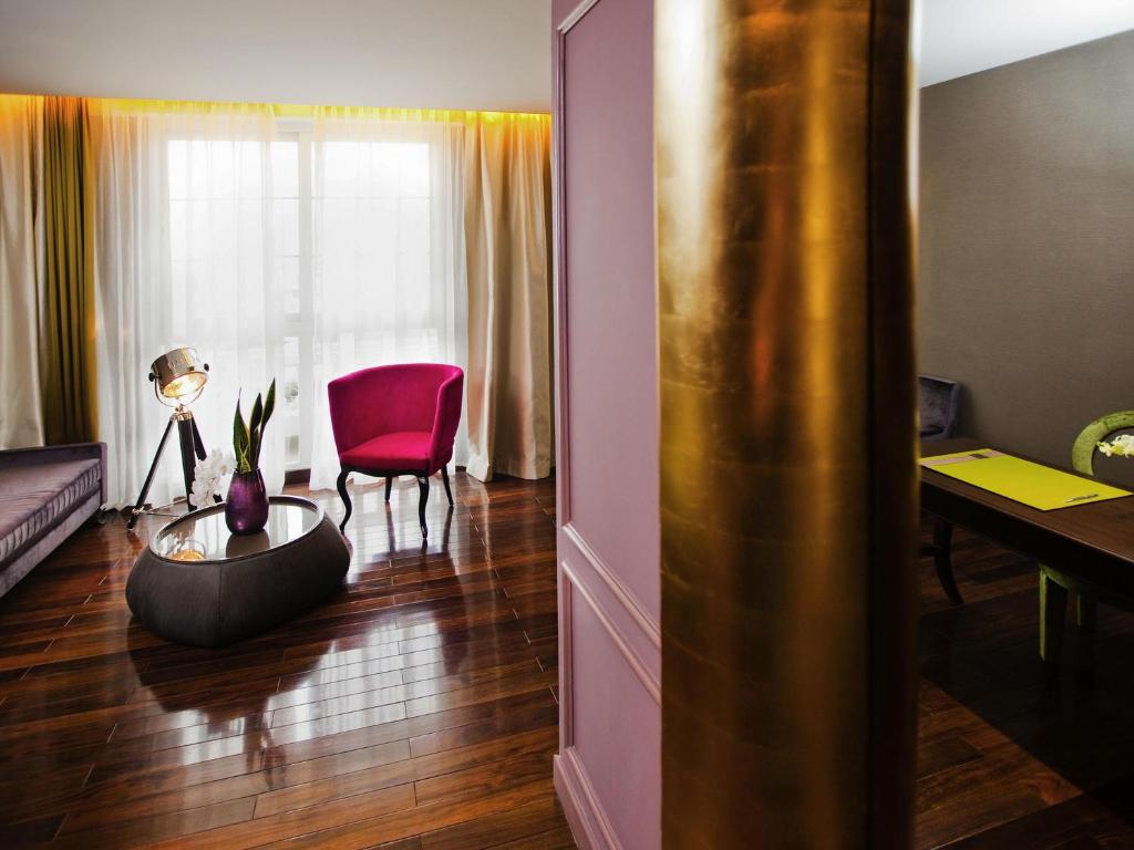 Suite Có Giường Cỡ King