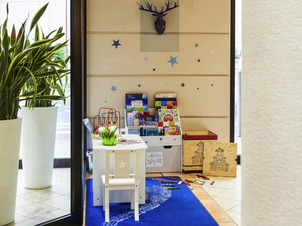 Aparthotel Adagio Access Nice Garibaldi - Resim 28