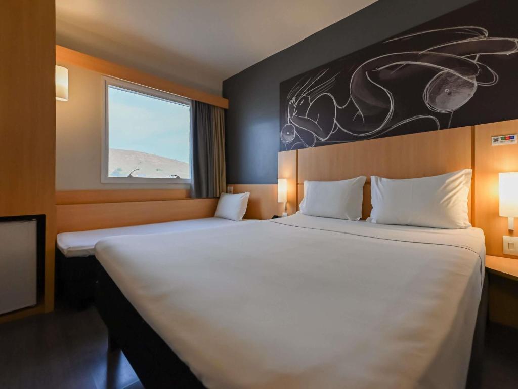 Ibis Guaratingueta Aparecida - Circuito da Fé - Housity