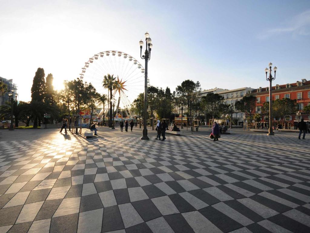 ibis budget Nice Aeroport - Resim 26