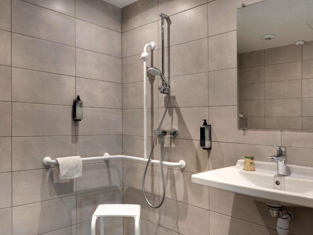 Hotel Ibis Budget Montpellier Centre Millenaire - - Resim 7